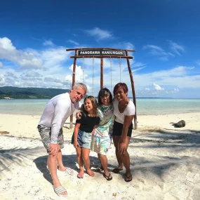 open trip derawan tur derawan trip derawan pulau derawan